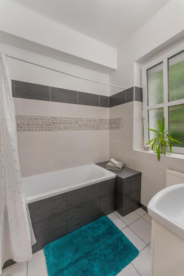 Apartman S Terasou Olomouc Ngoại thất bức ảnh